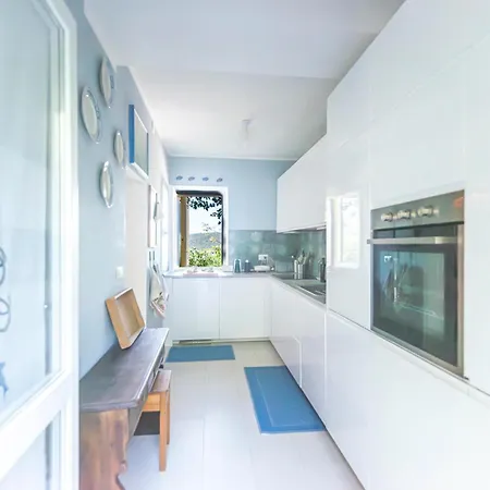 Finesta Sul Mare Capocaccia - Happy Apartment *
